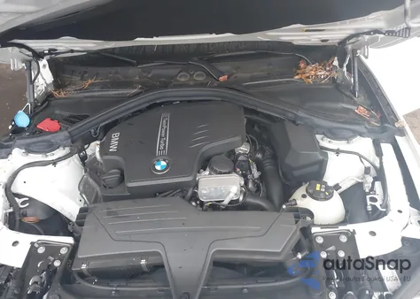 2018 BMW 320I xDrive z USA, uszkodzony, nr VIN WBA8A3C59JA489399